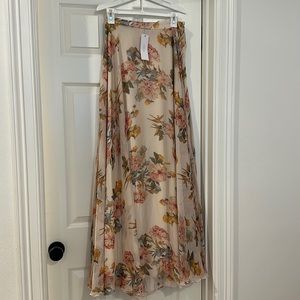 Aakaa blush pink floral maxi dress. Size small. New with tags.